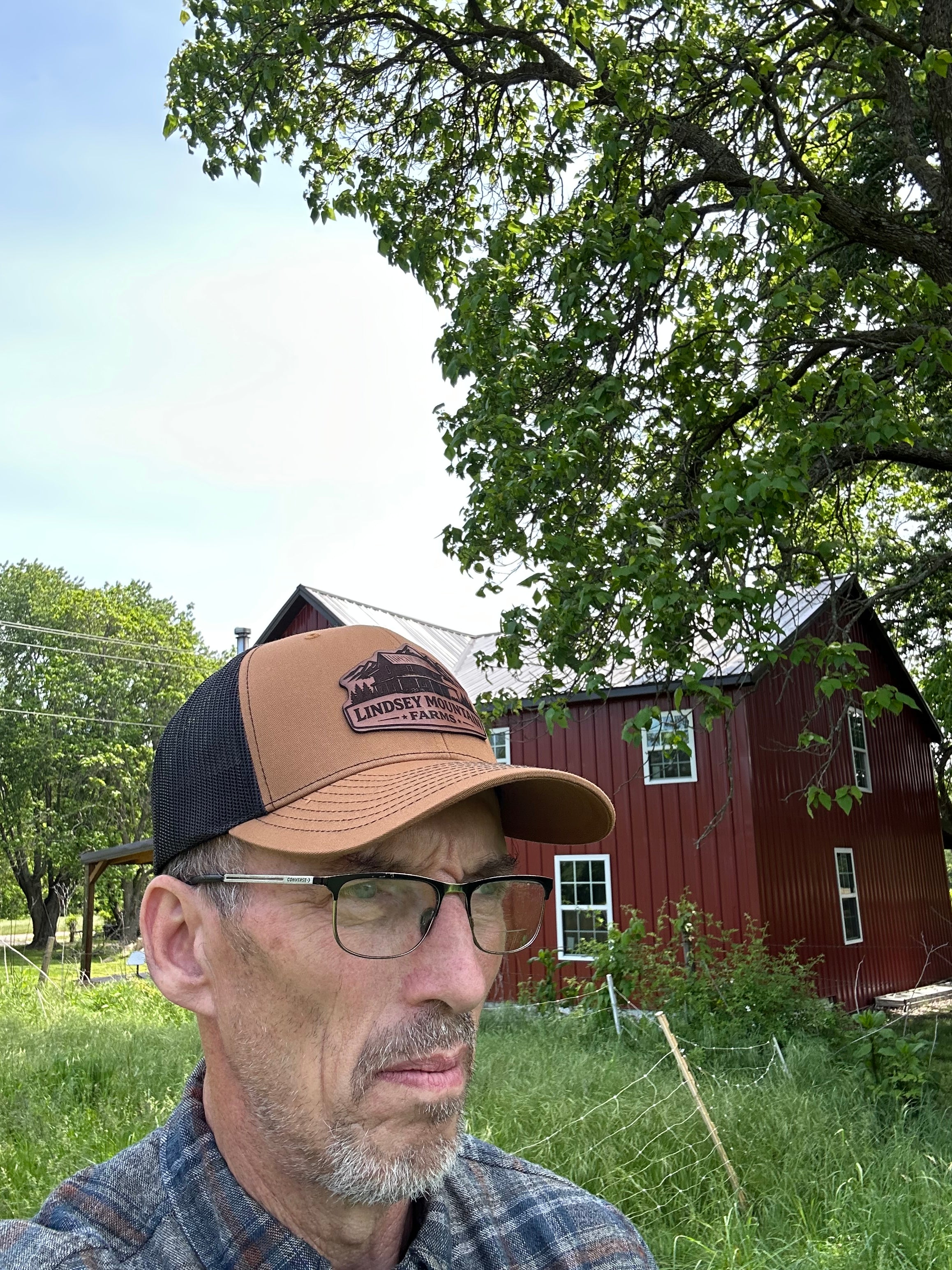 Lindsey Mountain Farms Leather Patch Trucker Hat – Carmel/Black Richardson 112